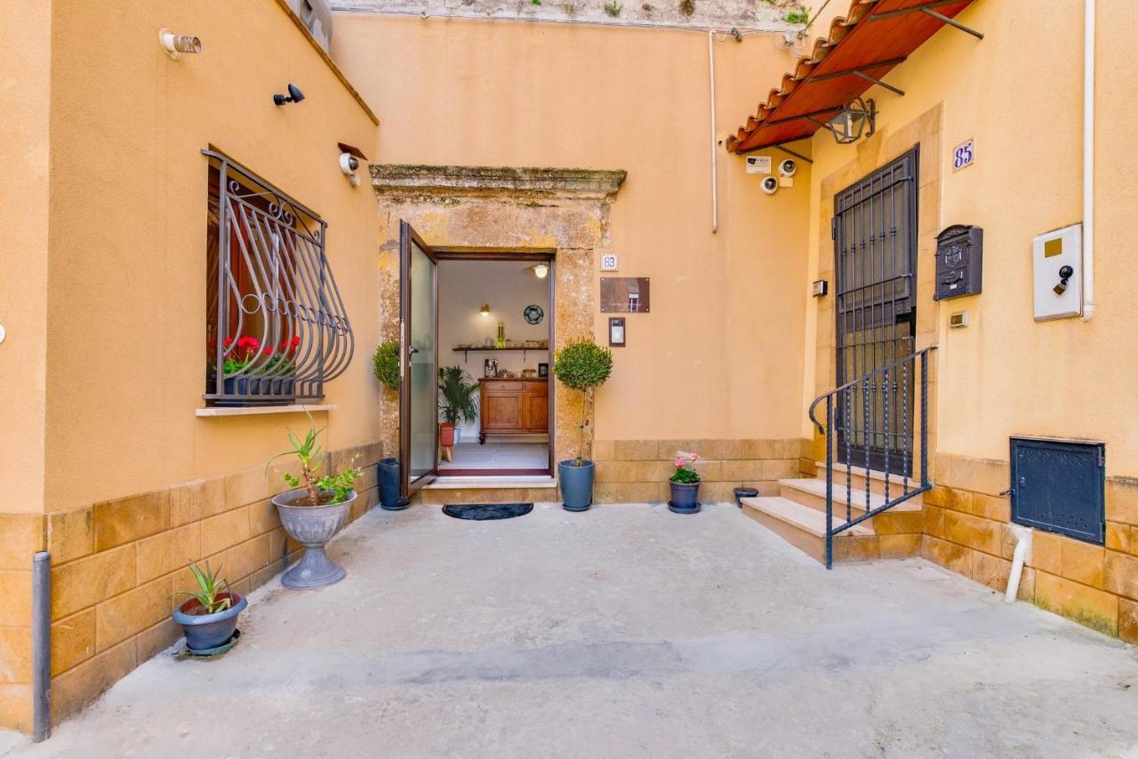 L'Antro Di Dedalo Bed & Breakfast Sciacca Exterior photo